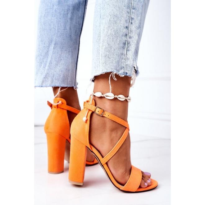 Oranžové sandále na opätku s remienkami