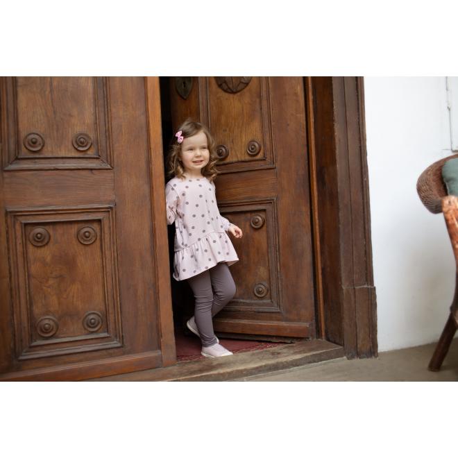 Štýlová tunika v ružovej farbe s bodkami