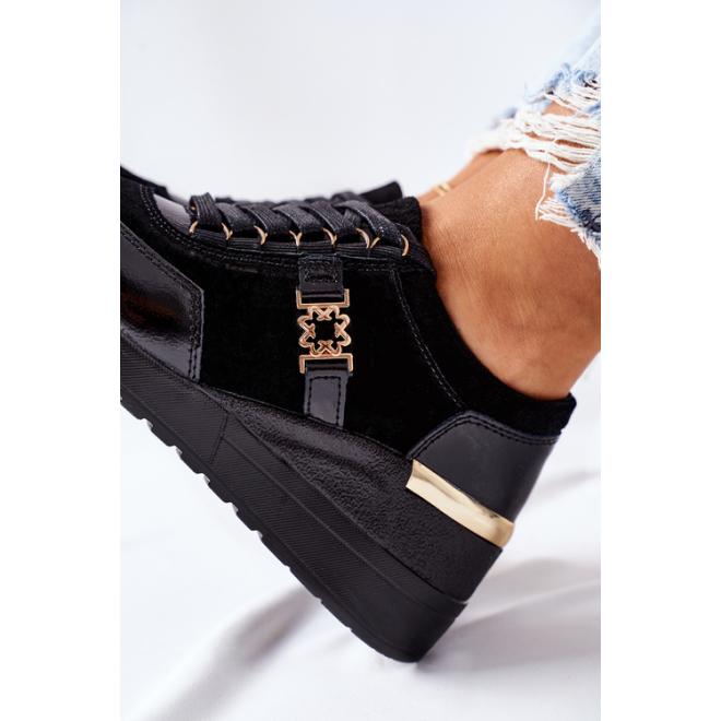 Čierne dámske Sneakersy so zlatým zdobením